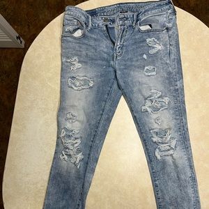 This is an American eagle outfitters ripped skinny jeans. 32 waist 34 length